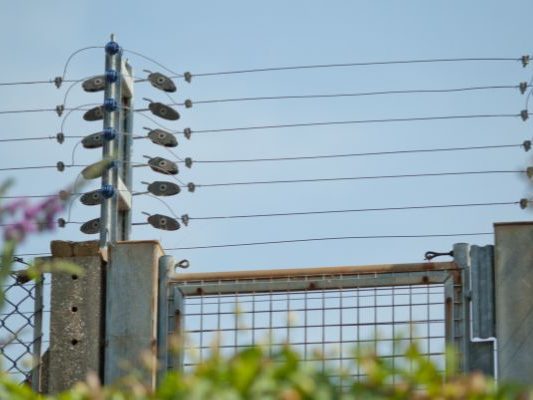 Home Security with Fencing 1 Home Security with Fencing